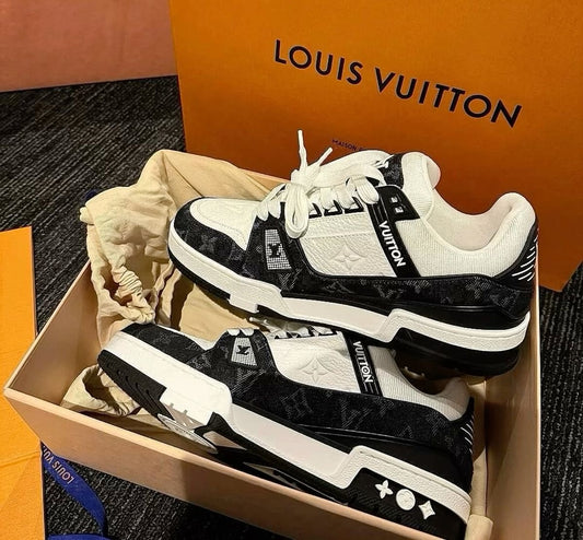 Lv Trainers “BLACK”